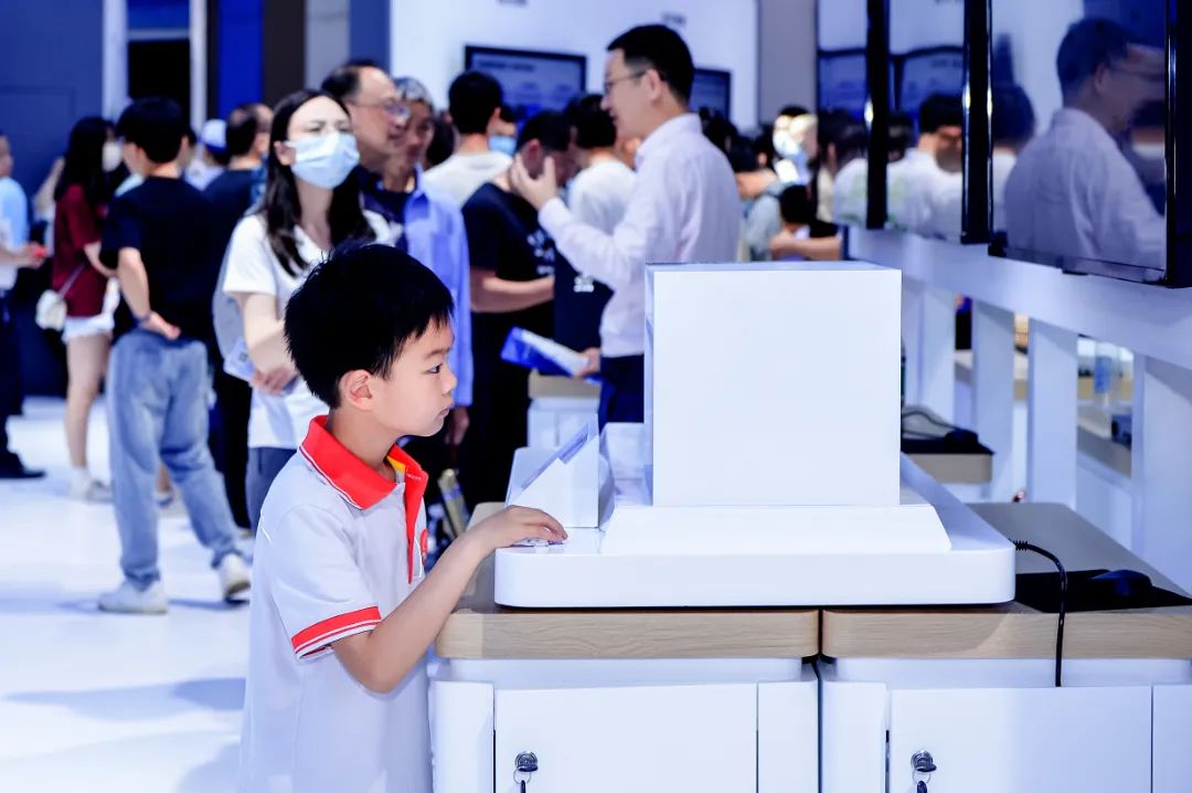 2023年5月28日 數(shù)博會(huì)閉幕 黎敬程攝 (4).jpg