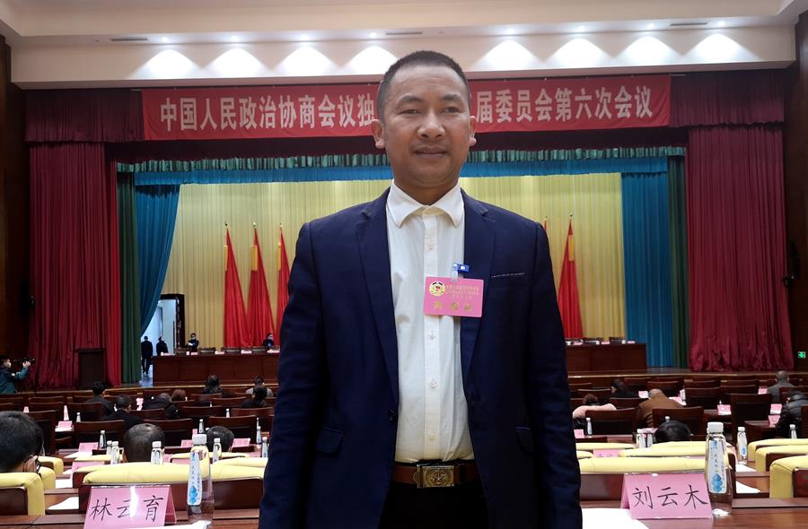 匯特通公司劉云木列席獨(dú)山2021年兩會3.jpg 匯特通公司劉云木列席獨(dú)山2021年兩會3.jpg